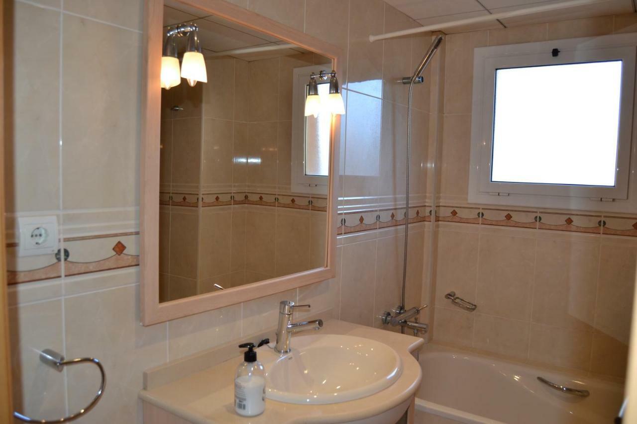 Luminoso Y Amplio Apartamento En Salou Con Piscina Leilighet Eksteriør bilde